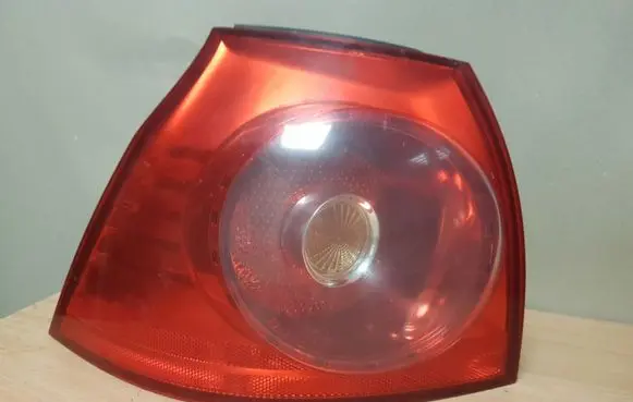 Volkswagen Golf V Rear/tail lights 1K6945095G