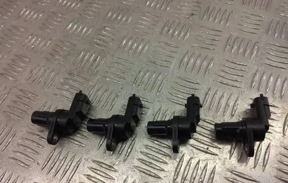 Alfa Romeo Stelvio Camshaft position sensor 0232103076