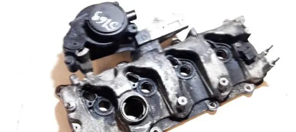 Chevrolet Captiva Rocker cam cover 