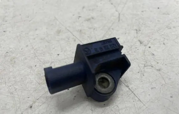 Mercedes-Benz E W212 Airbag deployment crash/impact sensor A2128204926