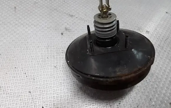 Toyota Avensis T220 Brake booster