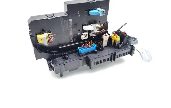Mercedes-Benz E W212 SAM control unit 2129009522 2129015105 2129020008