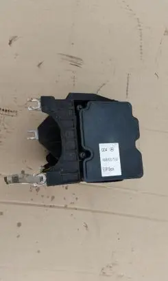 Mercedes-Benz A W176 ABS Pump A0084317512