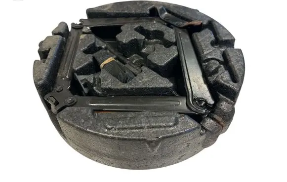Opel Astra J Tool set 332021609 13323032