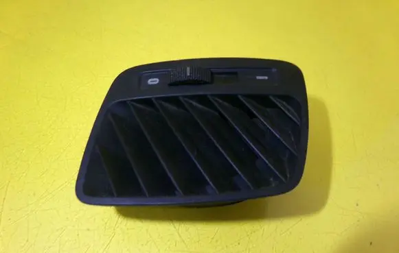 Audi A6 S6 C5 4B Dashboard side air vent grill/cover trim 4B0819794