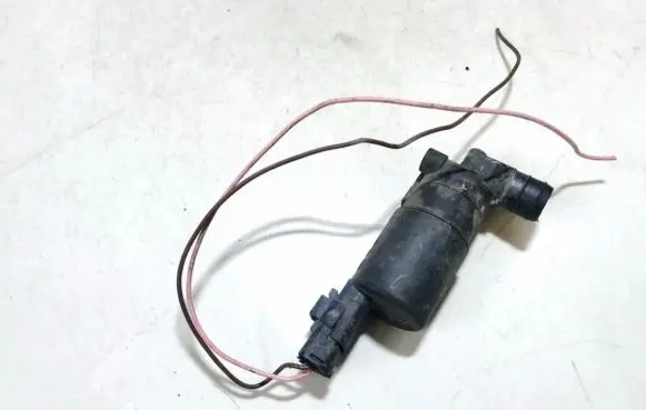 Citroen C4 I Windscreen/windshield washer pump 963298498