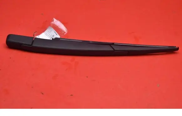Nissan Pulsar Rear wiper blade arm 80019327