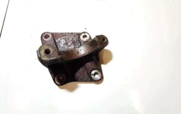 Volvo S40, V40 Engine mounting bracket 9163955