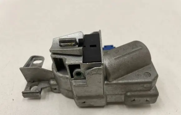 Land Rover Freelander 2 - LR2 Steering wheel lock 6G9N3F880DD T87060319 P30793971