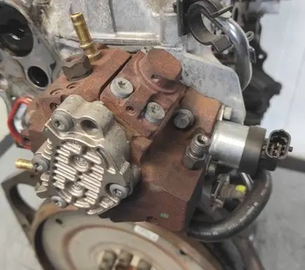 Nissan Qashqai Fuel injection high pressure pump 0445010170 8200804288 9607266