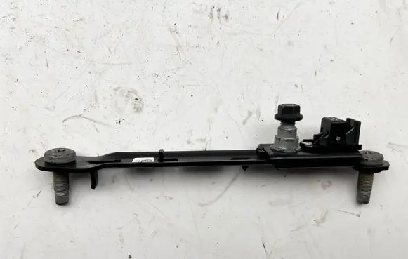 Jeep Grand Cherokee WL Seat belt height adjuster P68102536AB