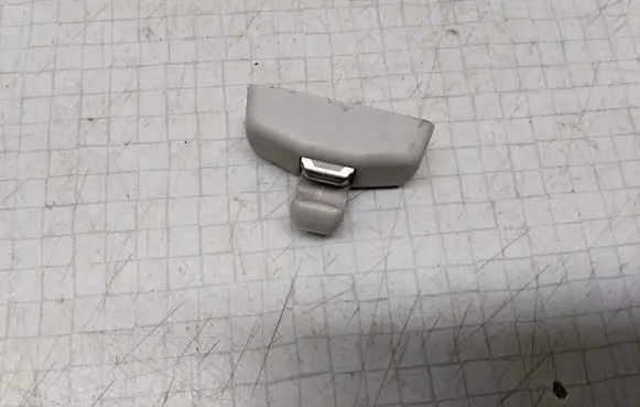Seat Leon (1M) Sun visor clip/hook/bracket 3B0857561B