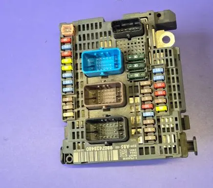 Peugeot 508 RXH Fuse box set 9807428480 59682030 BSMAB500