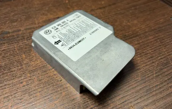 Volkswagen Transporter - Caravelle T5 Airbag control unit/module 1C0909605 1C0909605A