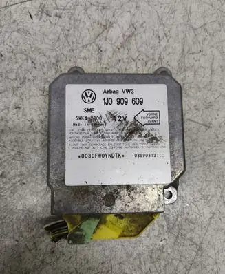 Volkswagen Golf IV Airbag control unit/module 1J0909609