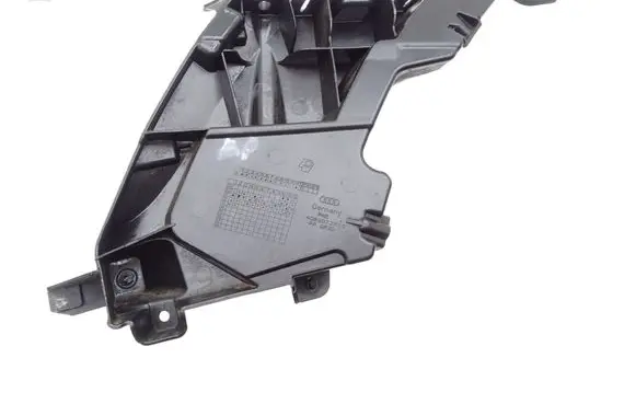 Audi A7 S7 4G Front bumper mounting bracket 4G8807283C