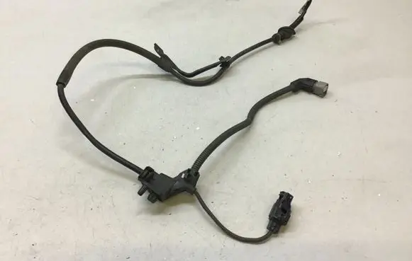Toyota RAV 4 (XA50) Rear ABS sensor wiring 890C042020 69239814