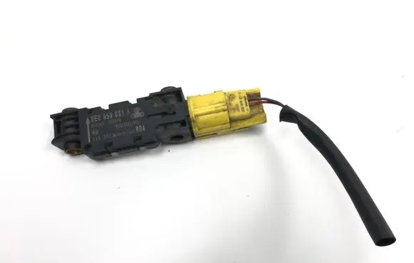 Audi A4 S4 B7 8E 8H Airbag deployment crash/impact sensor 8E0959651A