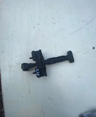 Front door lower hinge