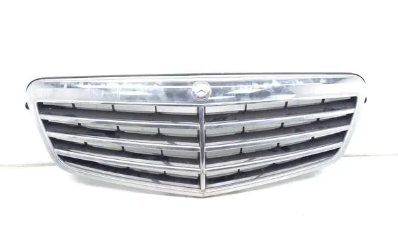 Mercedes-Benz E AMG W212 Front bumper upper radiator grill A2128800583