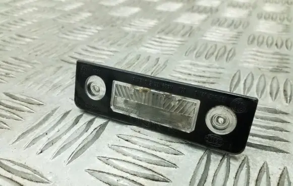 Skoda Octavia Mk2 (1Z) Number plate light 1Z0943021B