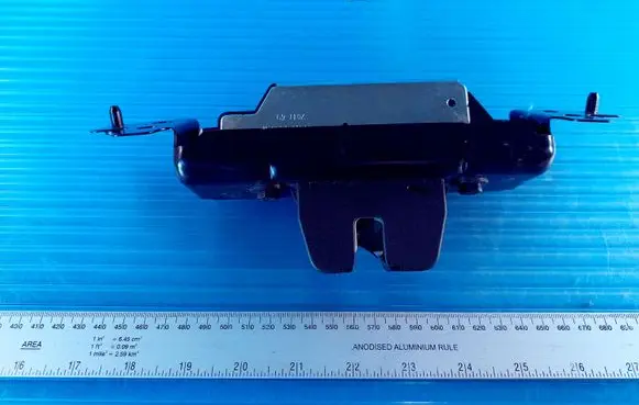 Peugeot 208 Tailgate/trunk/boot lock/catch/latch 9151487499