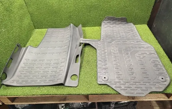 Volkswagen Crafter Car floor mat set 7C1061502A 7C1061502