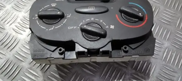 Peugeot 206 Climate control unit 4423401 82191