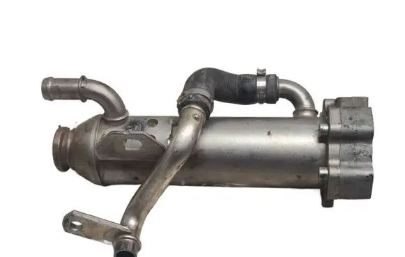 Volvo XC90 EGR valve cooler 880766L 500863040 8281088