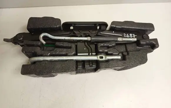 Hyundai Santa Fe Tool set 091492B070
