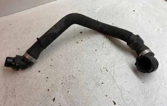 Mercedes-Benz GLC X253 C253 Engine coolant pipe/hose A2535006300