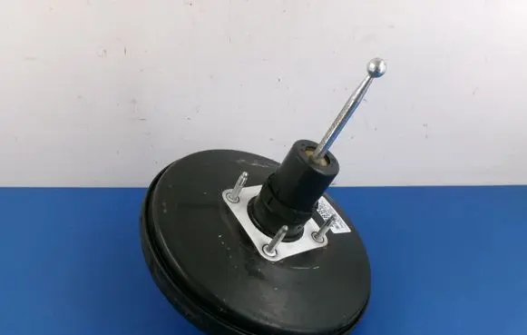 Seat Ibiza IV (6J,6P) Brake booster 6R1614105C
