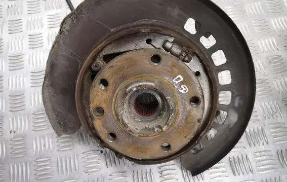 Audi Q7 4L Rear wheel hub