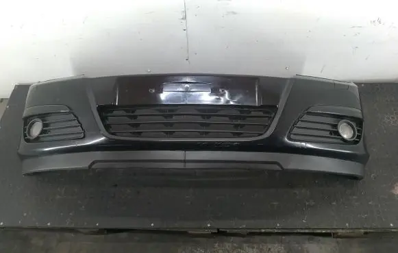 Opel Astra H Front bumper 