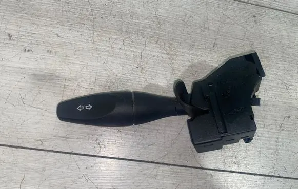 Ford Mondeo Mk III Indicator stalk 1S7T13335AE