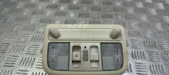 Honda CR-V Front seat light 0300787