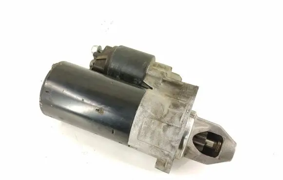 Mercedes-Benz E W211 Starter motor A0051516501 0051516501