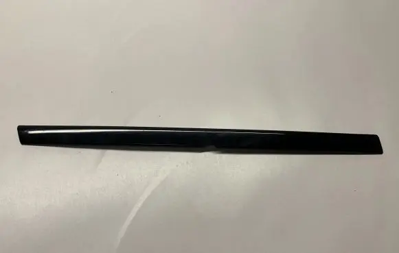 BMW M4 F82 F83 Front door glass trim molding 7453309