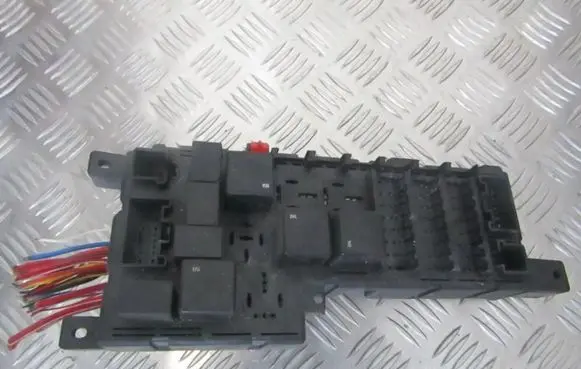 Volvo S60 Fuse box set 518322110 9452993