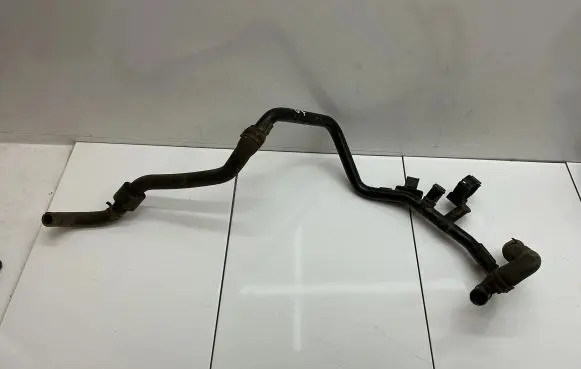 Volkswagen Golf VII Engine coolant pipe/hose 5Q0121051B