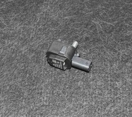 BMW X5 F15 Airbag deployment crash/impact sensor 7224178