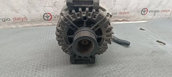 Mercedes-Benz C W204 Generator/alternator A0009067900 2611843A 311012356