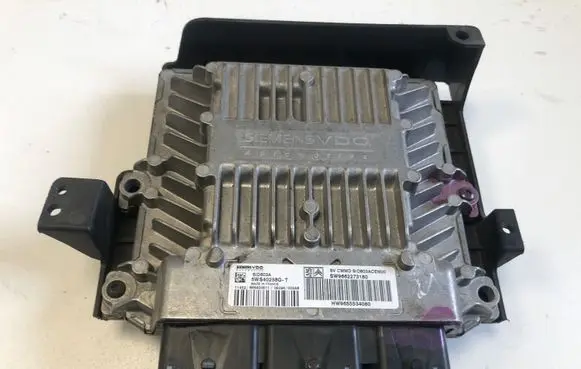 Citroen C4 I Picasso Engine control unit/module 5WS40258GT SID803A