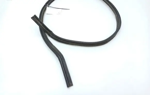 Jaguar XJ X40 Engine compartment rubber 