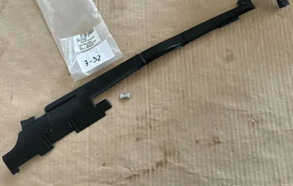 Audi Q7 4L Radiator trim 7L0121331B 15042019 007706