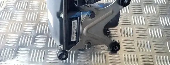 BMW 7 F01 F02 F03 F04 ABS Pump 6851384 6851382