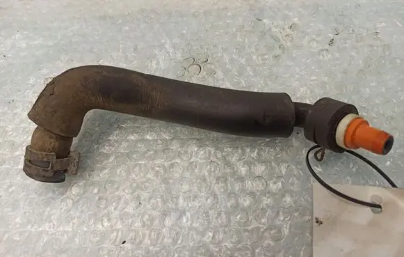 Peugeot 107 Engine coolant pipe/hose