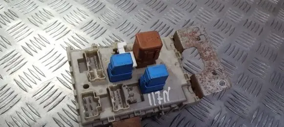 Nissan Almera Tino Fuse box set