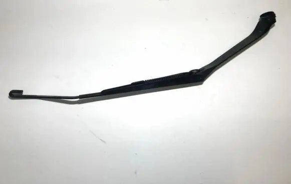 Toyota RAV 4 (XA20) Front wiper blade arm