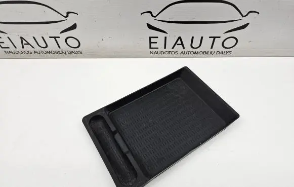 BMW X6 E71 Glove box pad 9142117 51169142117